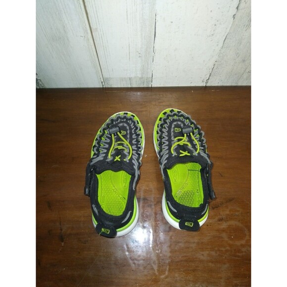 KEEN UNEEK 02 1015500 Black Green Macaw Youth 9 Hiking Shoe Sandal Water - Picture 6 of 8